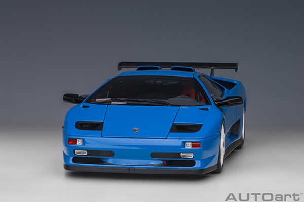 AUTOart Lamborghini Diablo SV R 1996 (blue Le Mans)