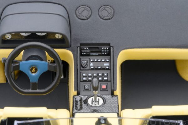 AUTOart Lamborghini Diablo SE 30th Anniversary Edition (Verde Mic) – Bild 8