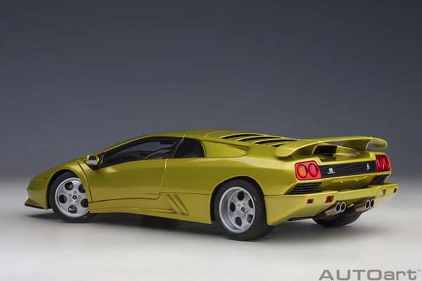 AUTOart Lamborghini Diablo SE30 1993 (giallo spyder:
