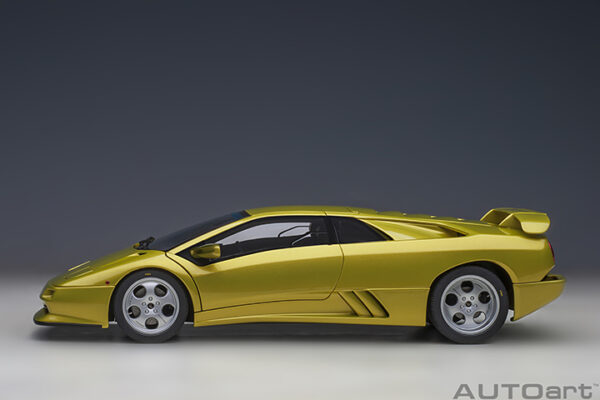 AUTOart Lamborghini Diablo SE30 1993 (giallo spyder: