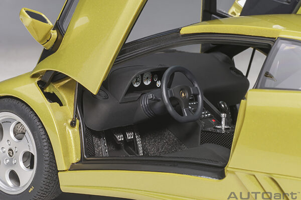 AUTOart Lamborghini Diablo SE30 1993 (giallo spyder: