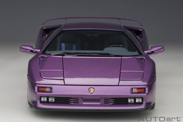 AUTOart Lamborghini Diablo SE30 1993 (viola SE30:met. purple)