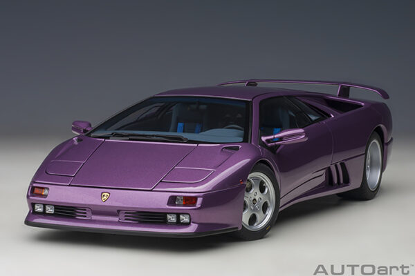 AUTOart Lamborghini Diablo SE30 1993 (viola SE30:met. purple)