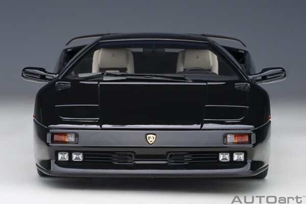 AUTOart Lamborghini Diablo SE30 1993 (deep black metallic)
