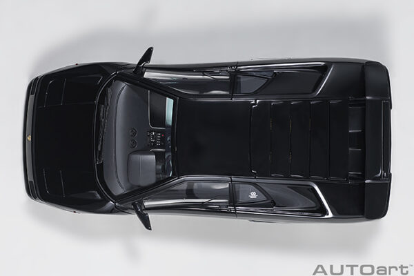 AUTOart Lamborghini Diablo SE30 1993 (deep black metallic)