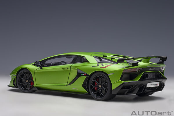AUTOart Lamborghini Aventador SVJ 2019 (verde alceo:matt green)