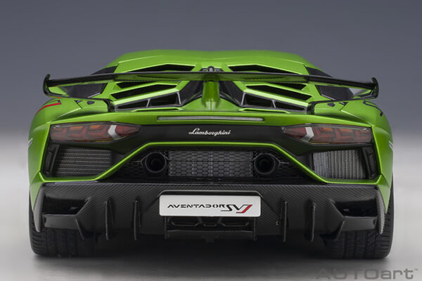 AUTOart Lamborghini Aventador SVJ 2019 (verde alceo:matt green)