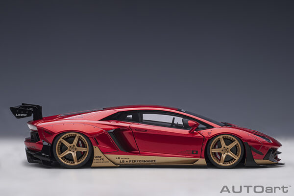 AUTOart Liberty Walk LB-Works 2018 Lamborghini Aventador Limited