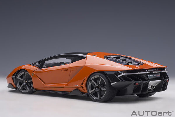 AUTOart Lamborghini Centenario 2016 (arancio argos:pearl orange)