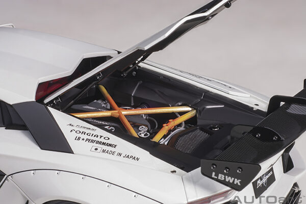 AUTOart Liberty Walk LB-Works Lamborghini Aventador Limited