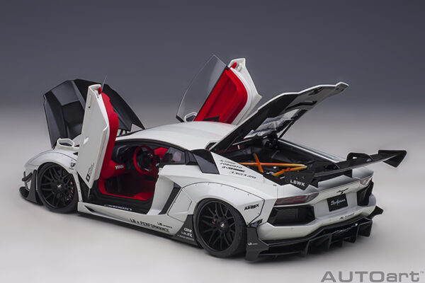 AUTOart Liberty Walk LB-Works Lamborghini Aventador Limited