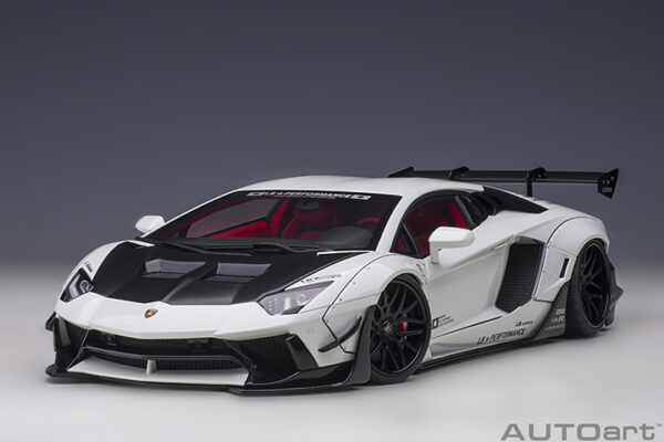 AUTOart Liberty Walk LB-Works Lamborghini Aventador Limited