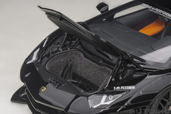 AUTOart Liberty Walk LB-Works Lamborghini Aventador Limited