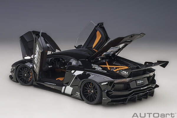 AUTOart Liberty Walk LB-Works Lamborghini Aventador Limited