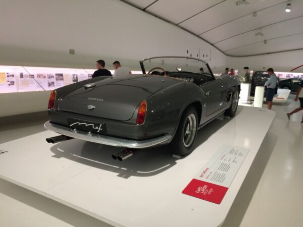 Modelcars24 Ferrari 250 California Lautenschläger Limited Edition one of 30 – Bild 2