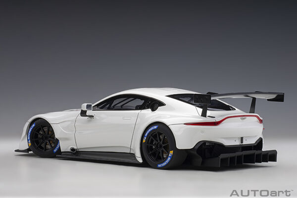 AUTOart Aston Martin Vantage GTE LE MANS Pro 2018 (white)