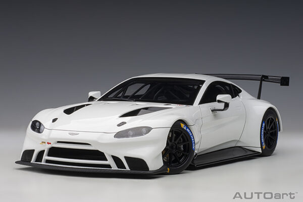 AUTOart Aston Martin Vantage GTE LE MANS Pro 2018 (white)