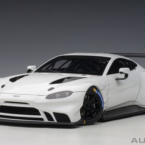 AUTOart Aston Martin Vantage GTE LE MANS Pro 2018 (white)