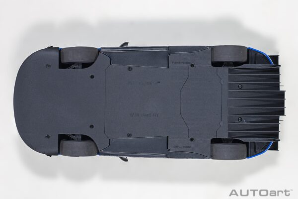 AUTOart Ford GT GTE Plain Body Version (Blue) – Bild 11