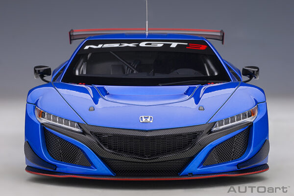 AUTOart HONDA NSX GT3 2018 (hyper blue)