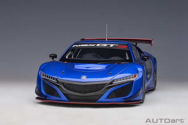 AUTOart HONDA NSX GT3 2018 (hyper blue)