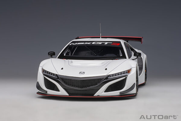 AUTOart HONDA NSX GT3 2018 (white)
