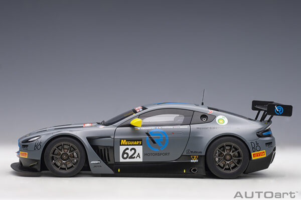 AUTOart Aston Martin Vantage GT3 Team R-Motorsport Bathurst #62A