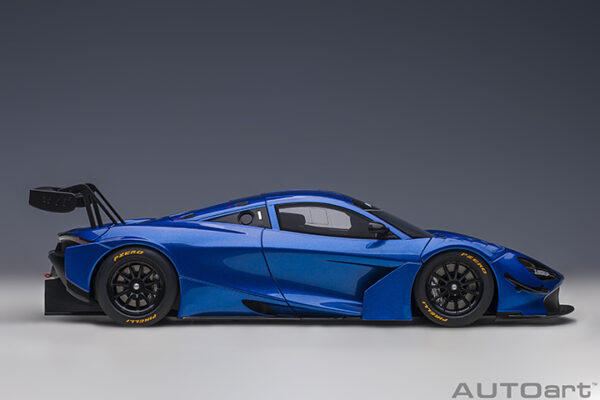 AUTOart McLaren 720S GT3 (azure blue) 2019