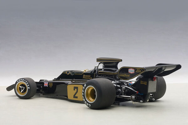 AUTOart Lotus 72  E 1973 Peterson #2 (composite  model/no openings)