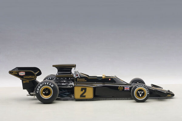 AUTOart Lotus 72  E 1973 Peterson #2 (composite  model/no openings)