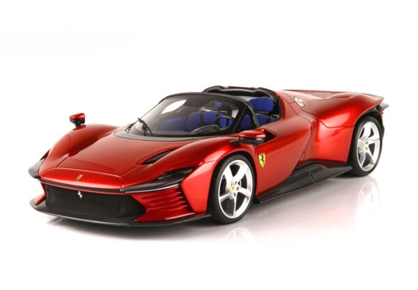 BBR Ferrari Daytona SP3 Icona Series Metallic Red Magma with display – Bild 4