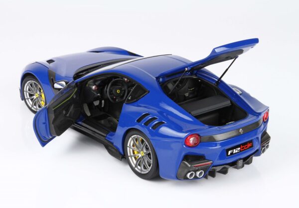 BBR Ferrari F12 TDF - 2015 - Azzurro Dino – Bild 2