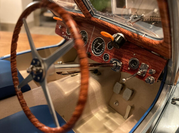 IXO Bugatti Atlantic 57c Fertigmodell 1/8 – Bild 10
