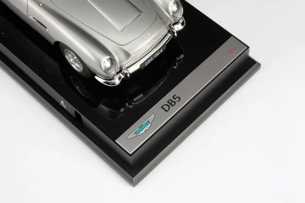Amalgam Aston Martin DB5 Vantage 1:18 – Bild 12
