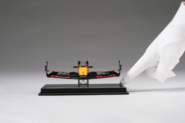 Amalgam Amalgam Red bull rb19 nosecone 1:12