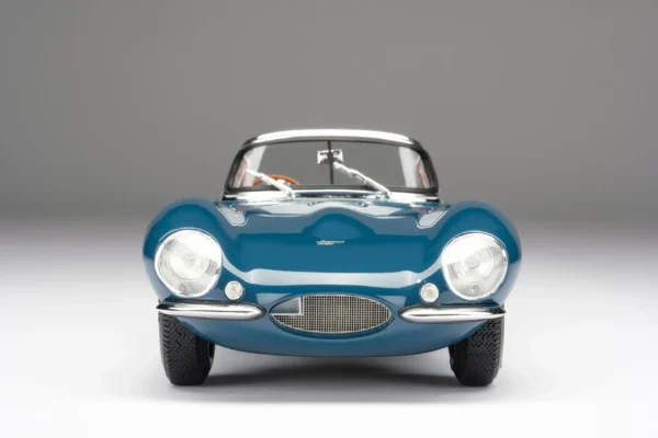 Amalgam Jaguar XKSS 1:18 – Bild 8