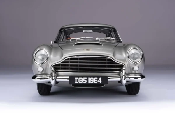 Amalgam Aston Martin DB5 Vantage 1:8 – Bild 7
