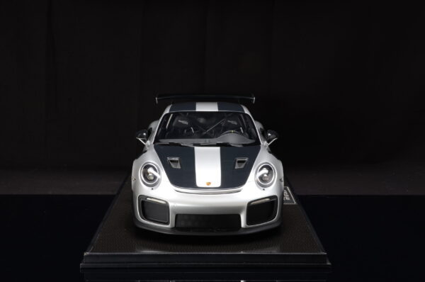 Porsche GT2 RS 1:8 Ihr Porsche als Modell – Bild 9