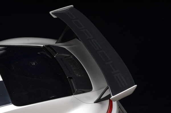 Porsche GT2 RS 1:8 Ihr Porsche als Modell – Bild 19