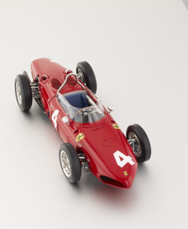 CMC Ferrari 156F1 Hill M-070