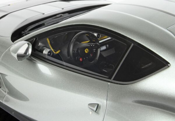 BBR Ferrari 812 Competizione 1:12 silber one of 49 – Bild 4