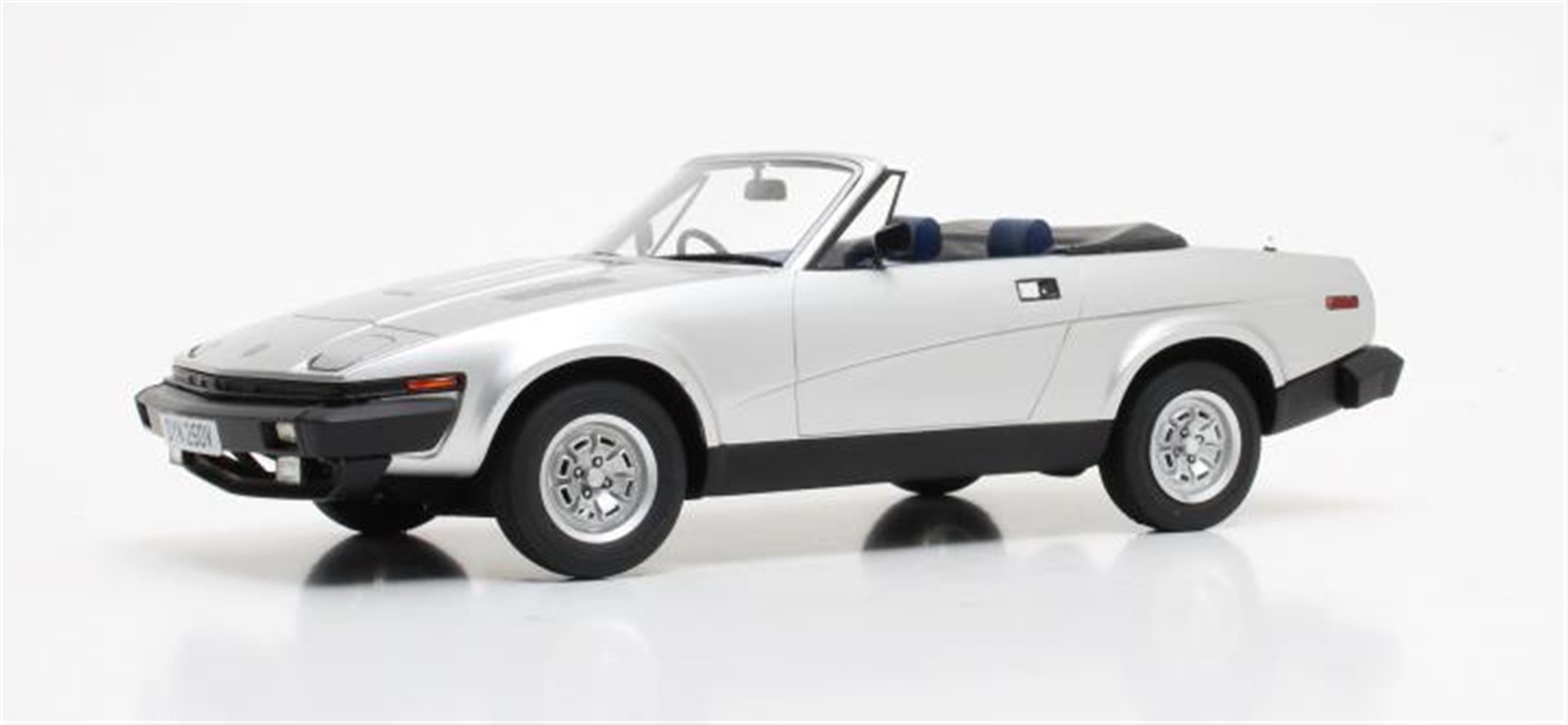 Cult Scale Triumph TR7 DHC silver 1980