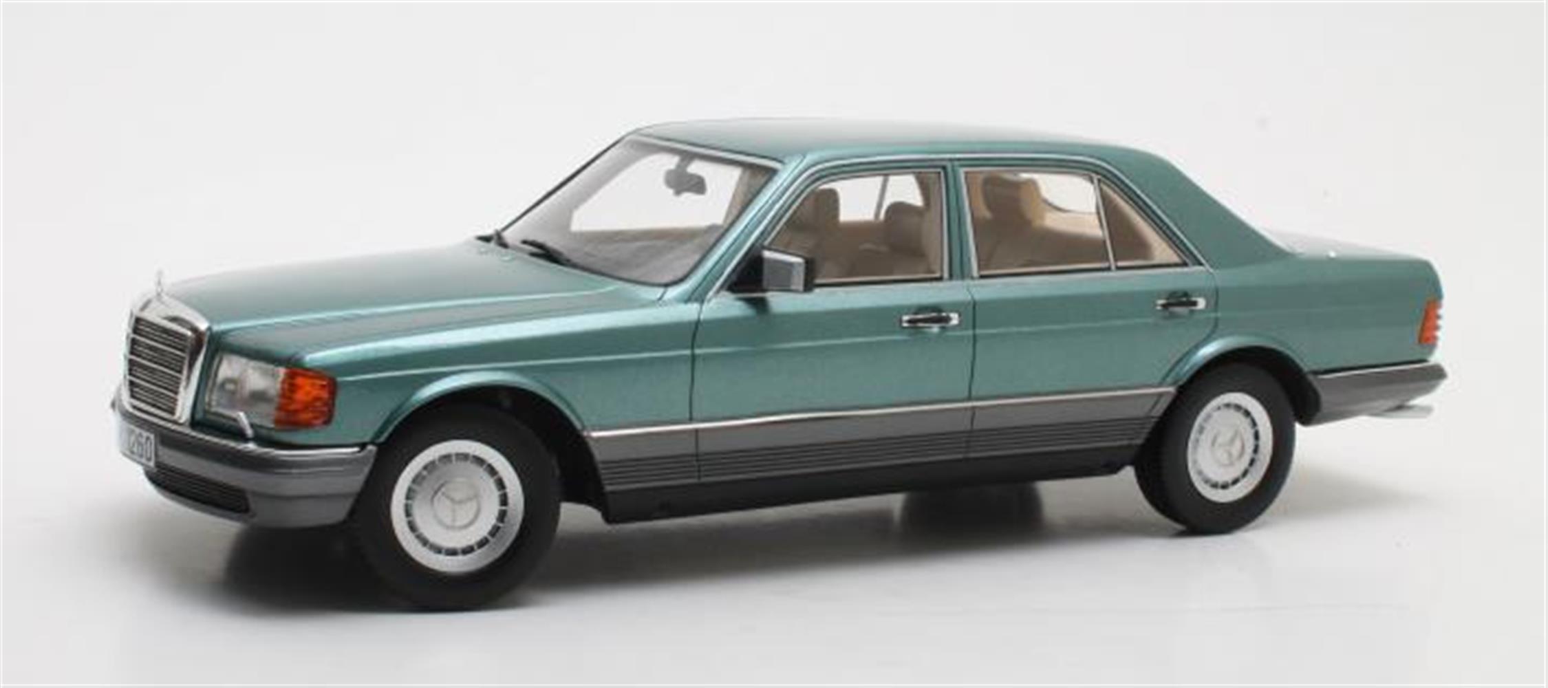 Cult Scale MB 280SE W126 blue met. 1980