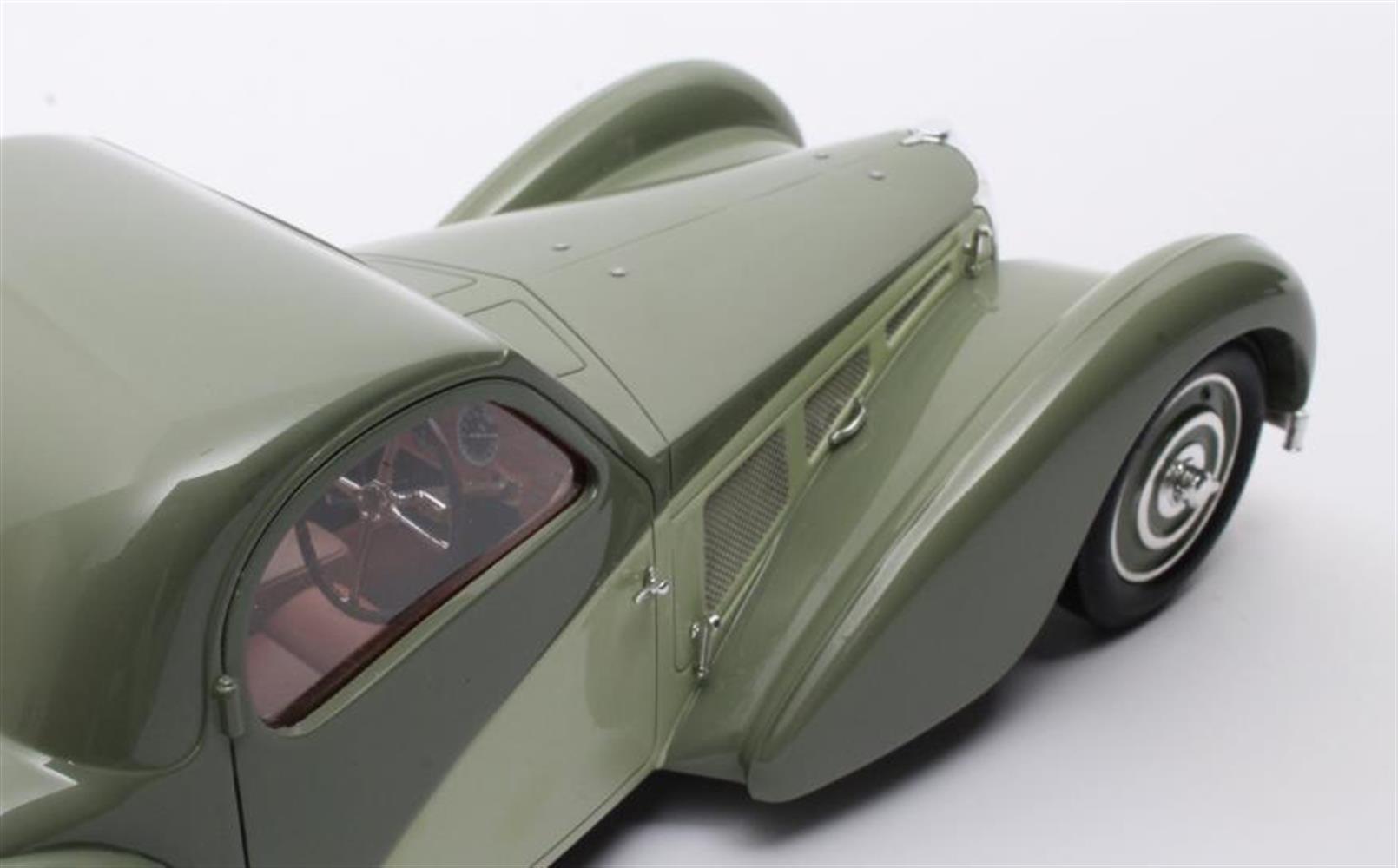Matrix Bugatti T57SC Atalante green 1937 – Bild 8