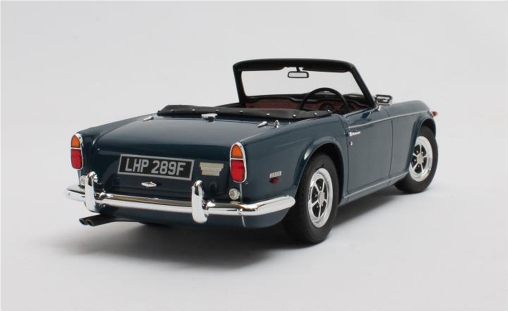 Cult Scale Triumph TR5 P.I. blue – Bild 8