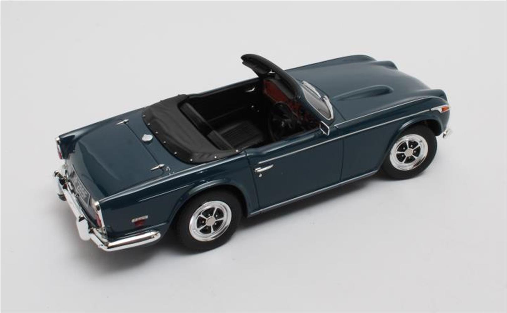 Cult Scale Triumph TR5 P.I. blue – Bild 6