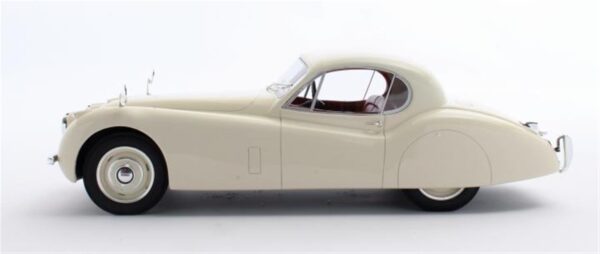 Cult Scale Jaguar XK120 FHC white 51-54