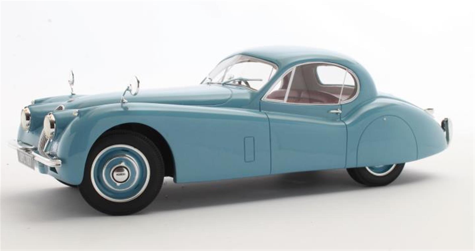Cult Scale Jaguar XK120 FHC pastel blue 51-54 – Bild 2