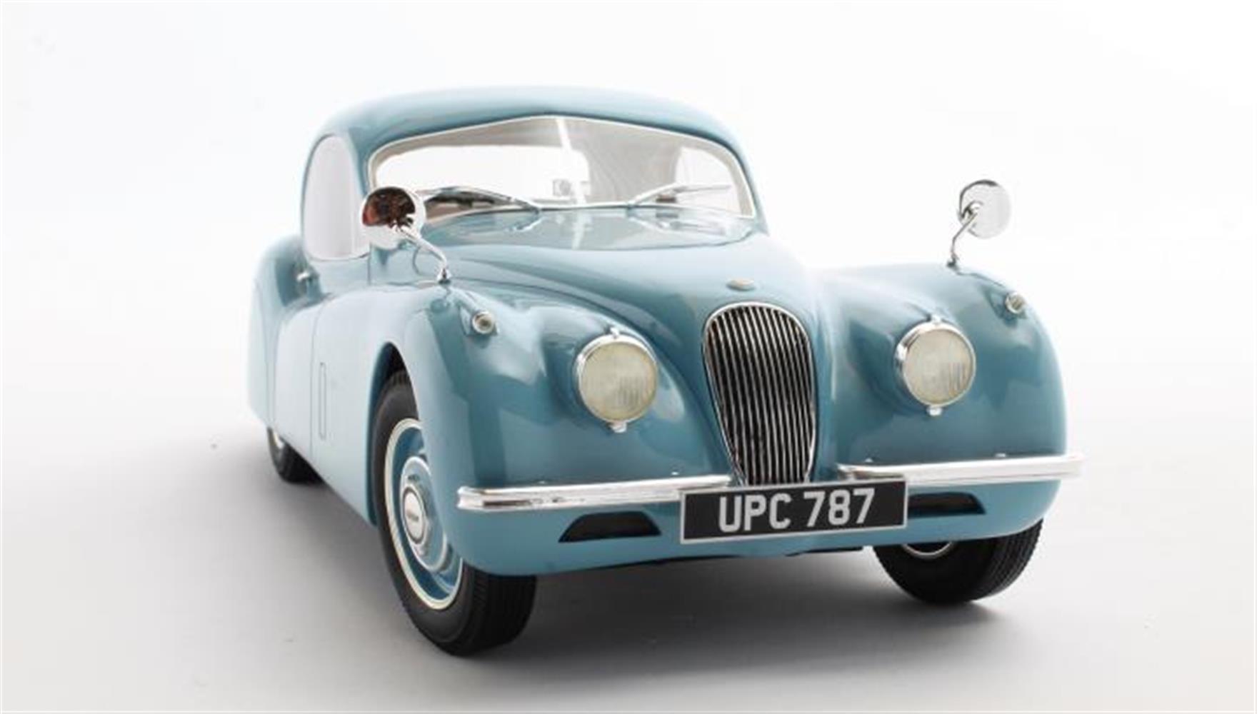 Cult Scale Jaguar XK120 FHC pastel blue 51-54 – Bild 5