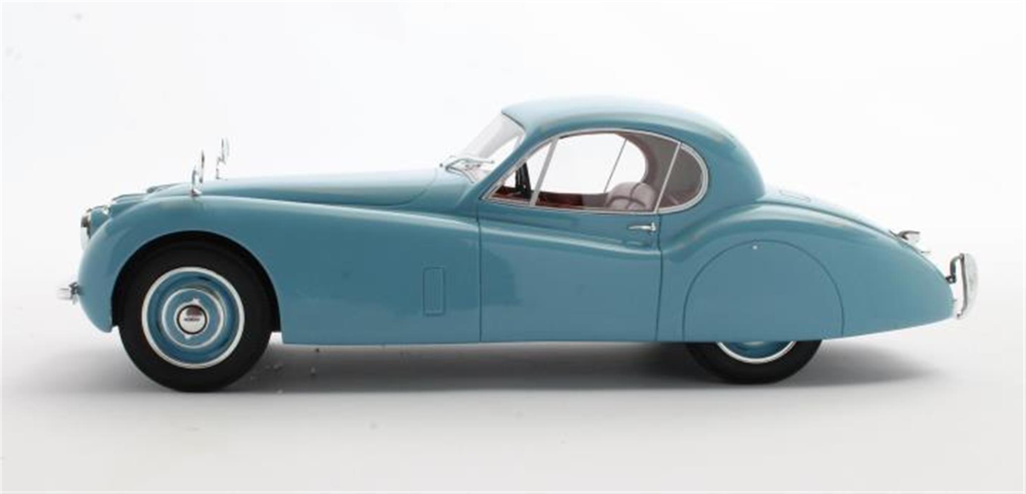 Cult Scale Jaguar XK120 FHC pastel blue 51-54 – Bild 7